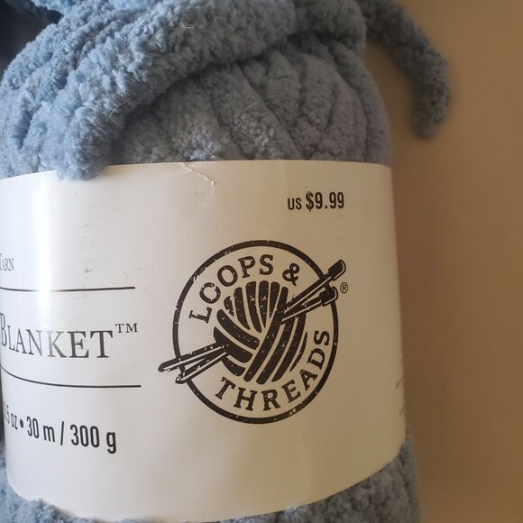 NEW LOOPS AND THREADS Cozy Blanket YARN LOT OF 4 - Picture 4 of 6